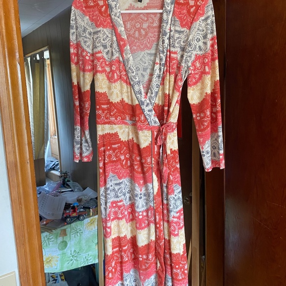 Dress - Picture 1 of 6